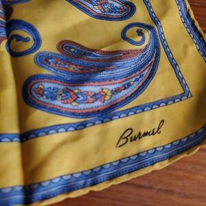 Vintage 60s Burmel paisley gold scarf